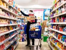 临期食品到底有多暴利?利润率高达40%,有人靠它年入百万